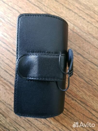 Чехол на телефон