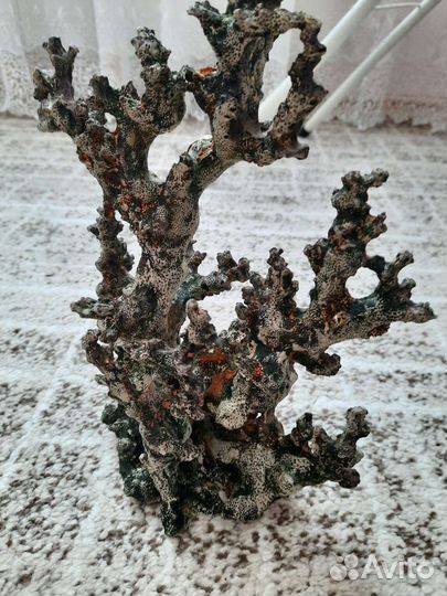 Грот искусственный для аквариума;