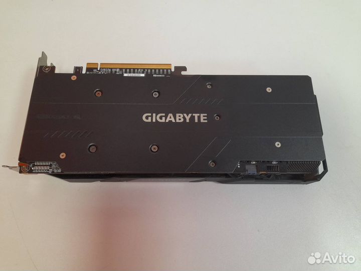 Продаю видеокарту gigabyte RX 5700 на запчасти