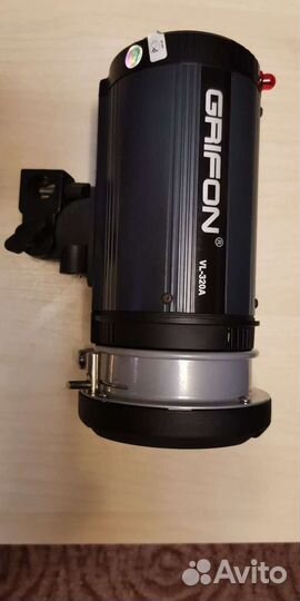 Студийная вспышка Grifon VL-320