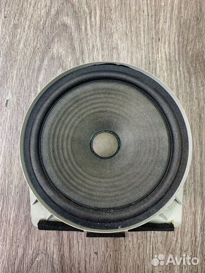 Динамик задний правый Honda Cr-V внедорожник 2002