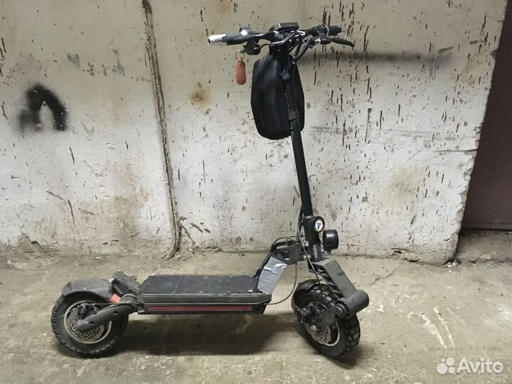 Продам электросамокат Kugoo G2Pro