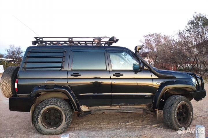 УАЗ Patriot 2.7 МТ, 2010, 128 000 км