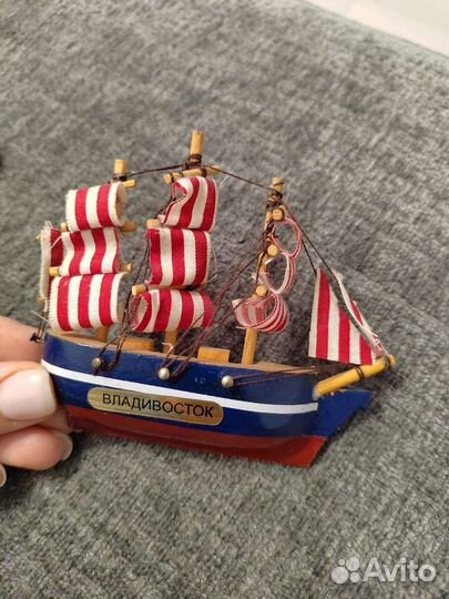 Магниты на холодильник