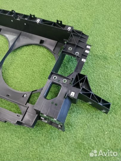 Рамка радиатора Infiniti Qx50 J50 2015