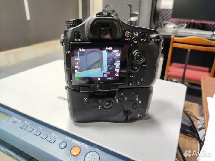 Sony SLT-A77 с объективом Sigma 1:2.8 24-70mm DGhs