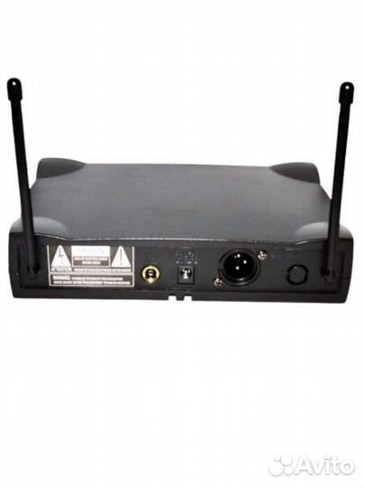 Микрофон для живого вокала Shure Радиосистема