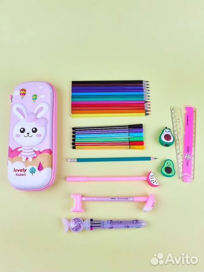 Пенал с наполнением 25 предметов