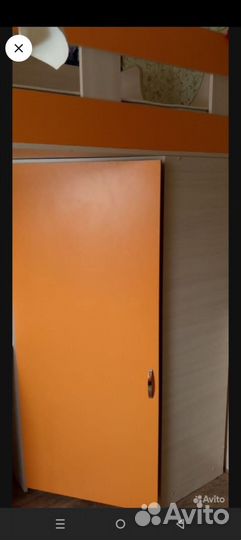 Кровать чердак со столом и шкафом бу