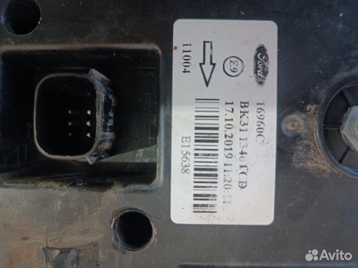 Фонарь правый