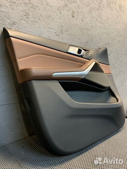 Обшивка боковой двери передняя левая Bmw X7 G07