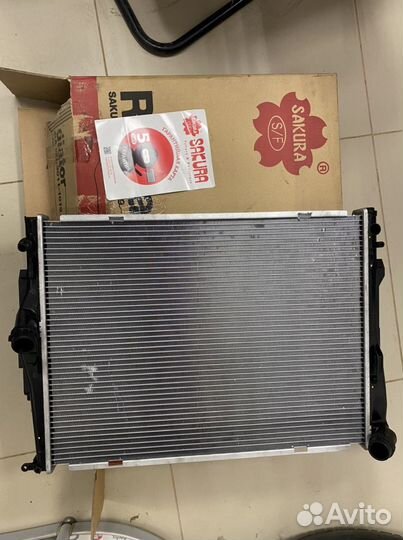Радиатор sakura на BMW 1, 3, X1