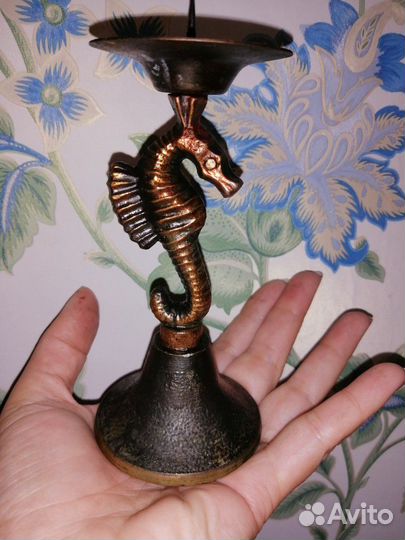 Медный подсвечник