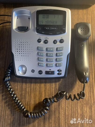 Стационар Телефон в комплекте с радиотрубкой