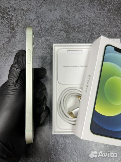 iPhone 12, 64 ГБ