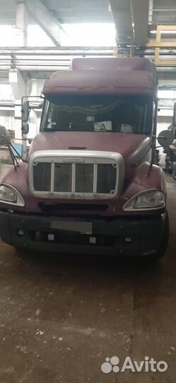 Freightliner Columbia, 2003