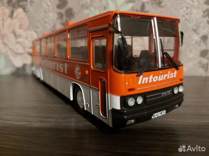 Автобус Икарус 1/43