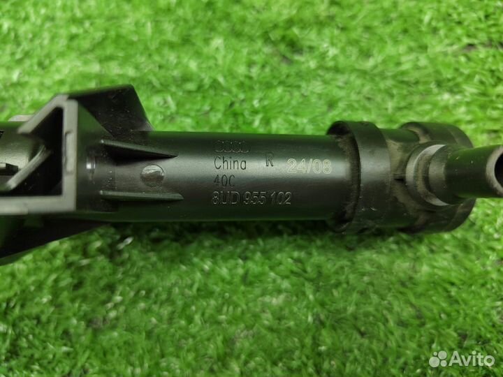 Форсунки омывателя фар правая Audi Q3 8U VAG