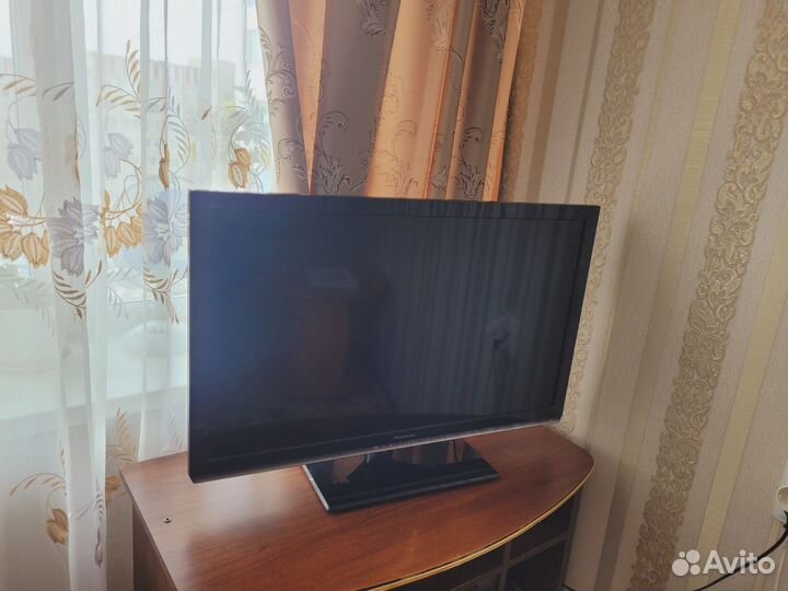 Телевизор Panasonic viera