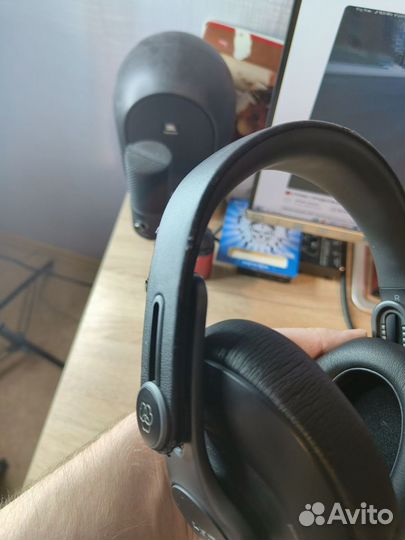 Студийные наушники AKG K371 Оригинал