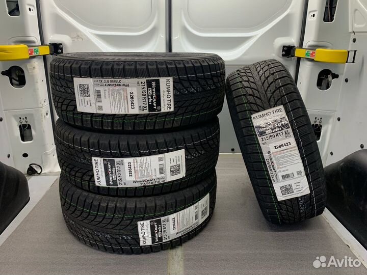 Kumho WinterCraft Ice Wi51 225/45 R18 95T