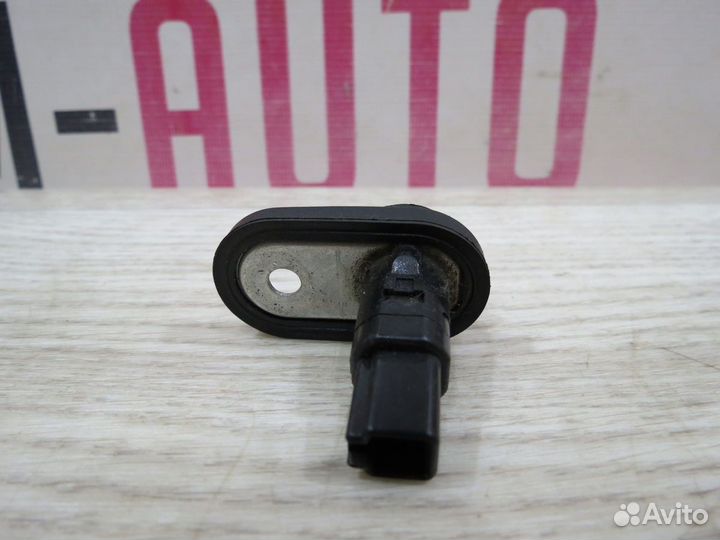 Концевки задний левый Toyota Corolla 150