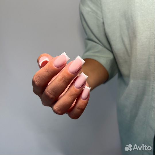 Маникюр, наращивание ногтей, педикюр