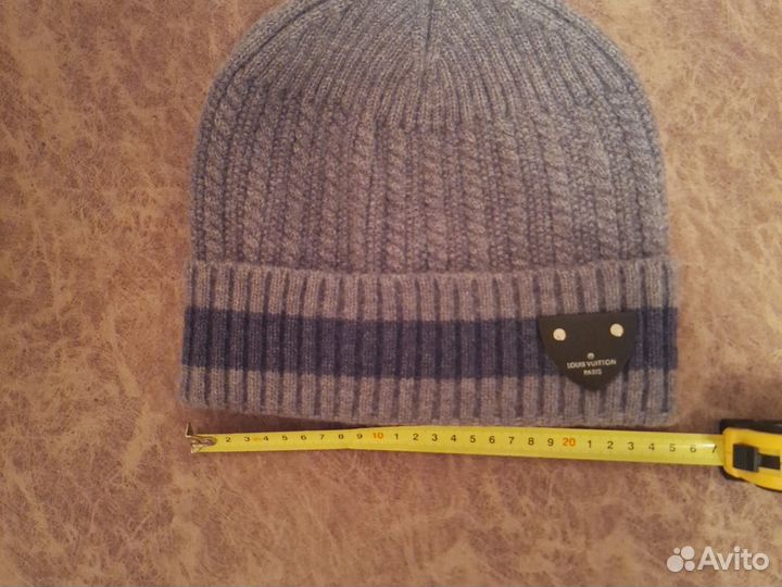 Шапка вязаная шерстяная