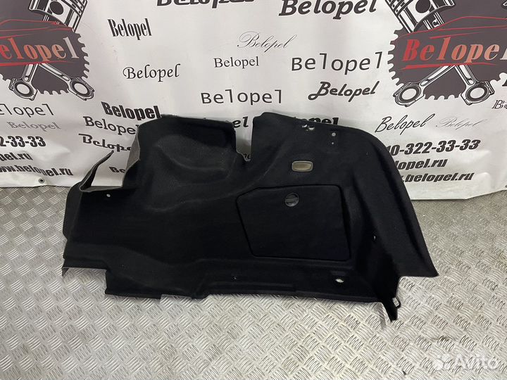 Обшивка багажника Mercedes W204