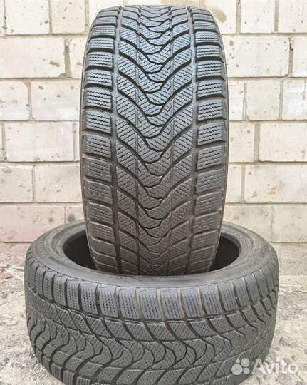 Delinte WD1 245/40 R18 93T