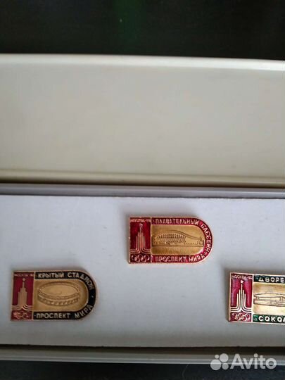 Подарочный набор значков.Олимпиада ссср,1980г