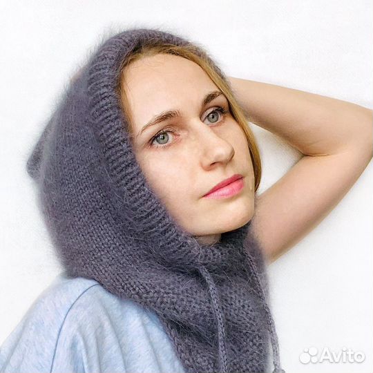 Пушистый вязаный капор из пуха норки