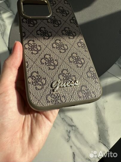 Чехол guess на 14 pro max