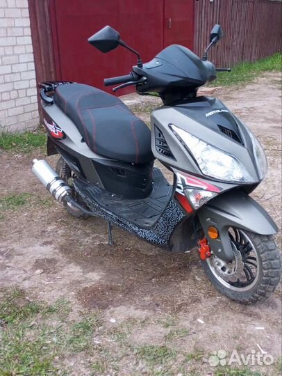 Скутер продам