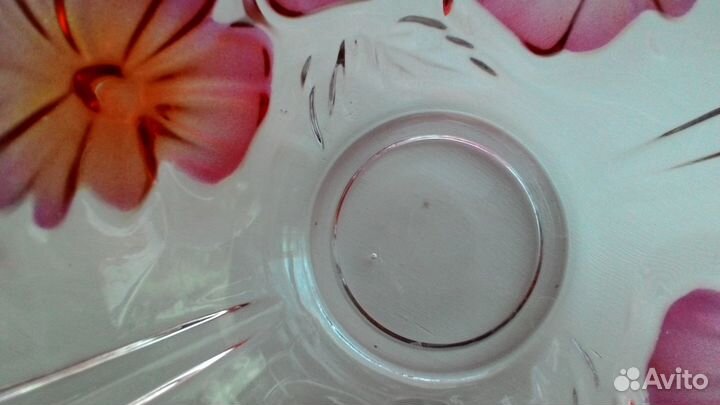 Салатница с крышкой