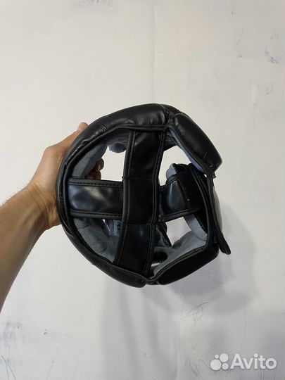 Боксерский шлем adidas