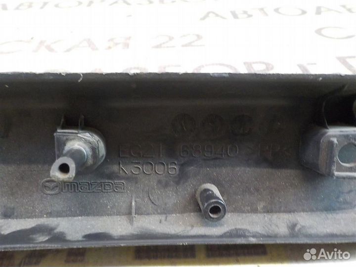 Обшивка двери багажника Mazda CX-7 2006-2012