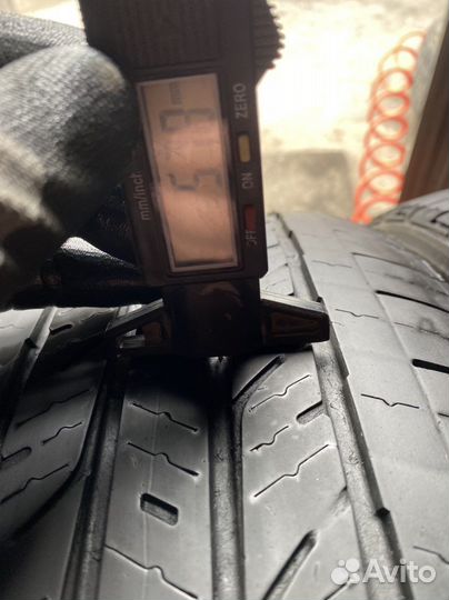 Bridgestone Dueler H/T 215/60 R17