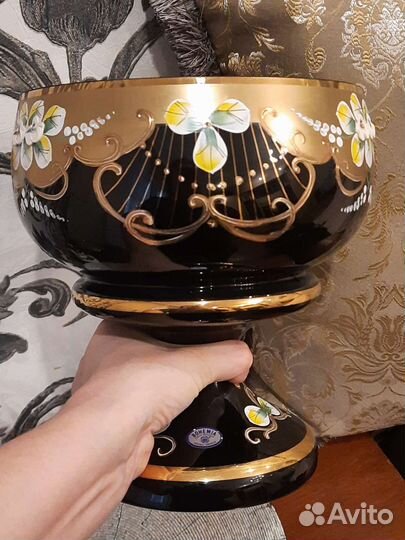 Ваза для фруктов.Bohemia,смальта,рококо