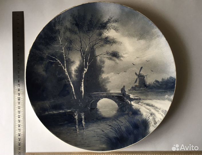 Настенная тарелка