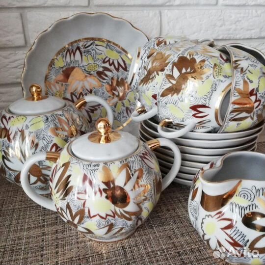 Сервиз чайный Золотые ромашки Ромашки в золоте