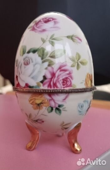 Шкатулка яйцо