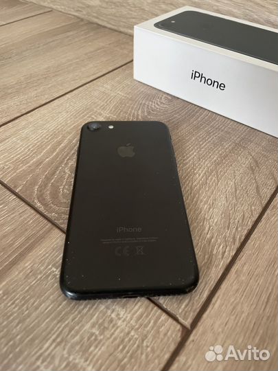 iPhone 7, 32 ГБ