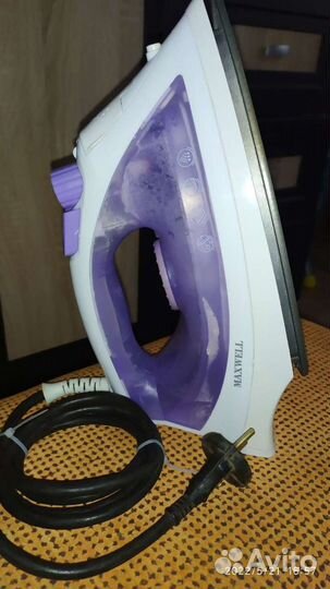 Утюг Maxwell MW-3005