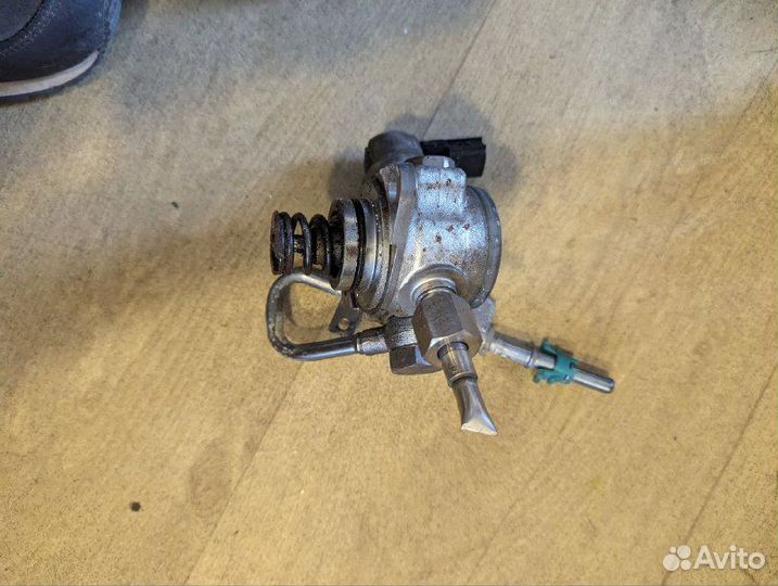 Тнвд Nissan Note E12 HR12DDR