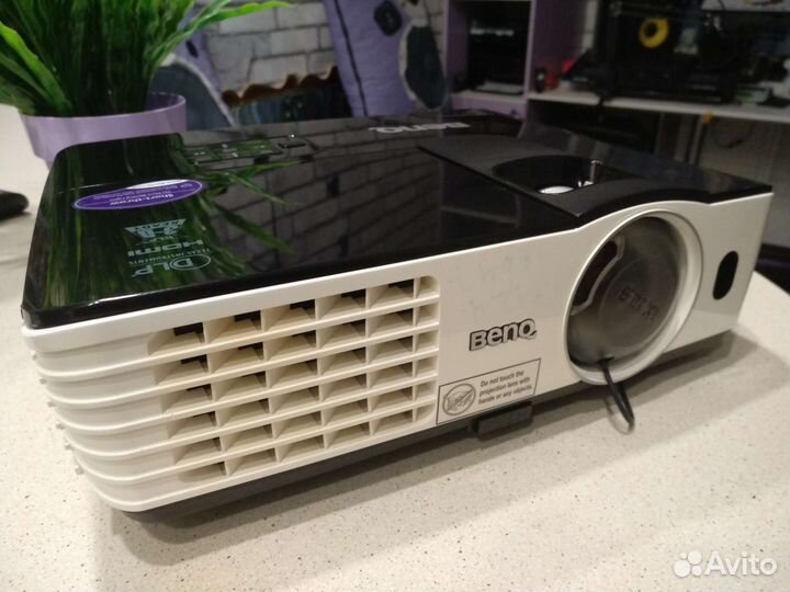 Проектор BenQ MX613ST