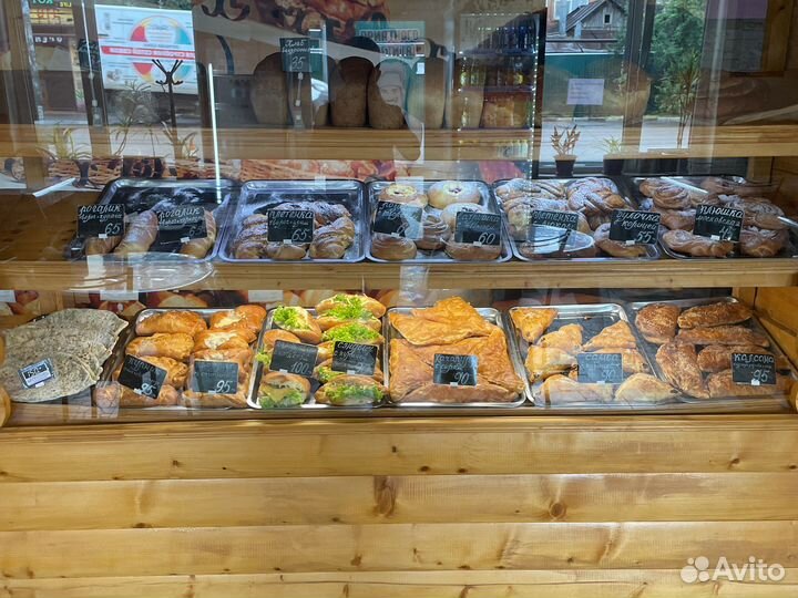 Пекарь на выпечку