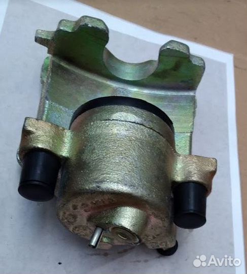 Суппорт передний Volkswagen golf IV 98-06 Левый