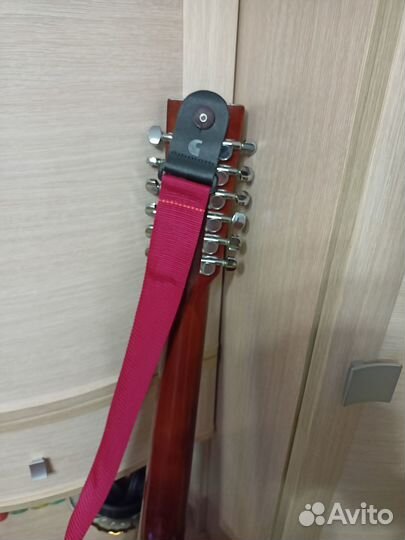 Продается гитарный набор