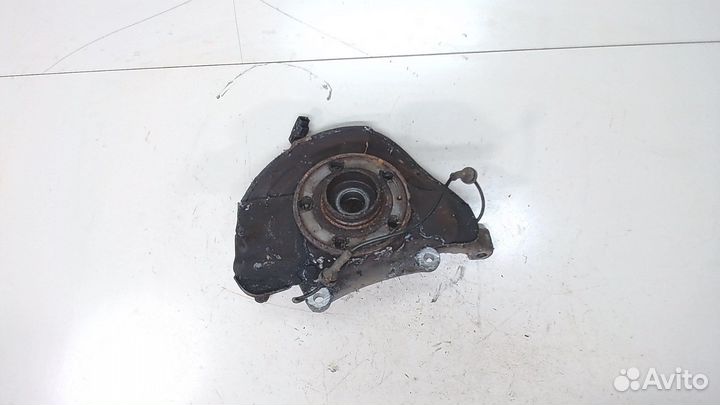 Ступица (кулак, цапфа) Volvo V70, 2001